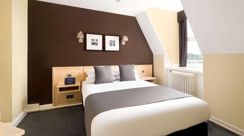 <b>Royal Station Hotel Room</b>. Images powered by <a href="https://iceportal.shijigroup.com/" title="IcePortal" target="_blank">IcePortal</a>.