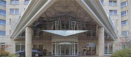 Relexa Hotel Frankfurt Exterior