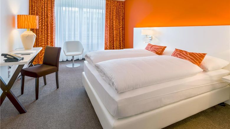 <b>Relexa Hotel Frankfurt Room</b>. Images powered by <a href="https://iceportal.shijigroup.com/" title="IcePortal" target="_blank">IcePortal</a>.