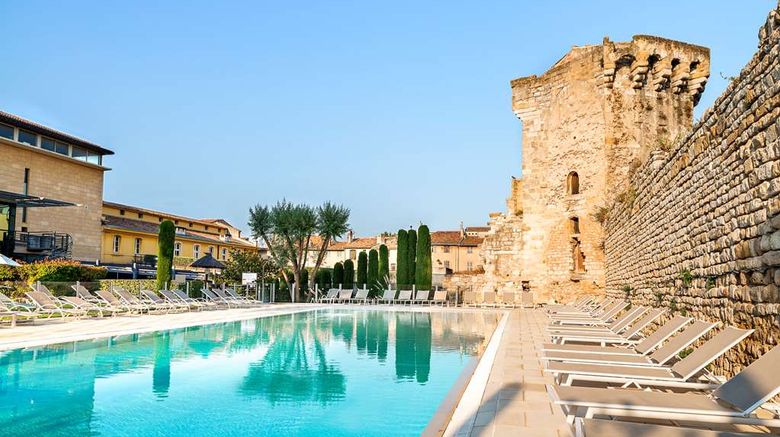 <b>Hotel Aquabella Pool</b>. Images powered by <a href="https://iceportal.shijigroup.com/" title="IcePortal" target="_blank">IcePortal</a>.