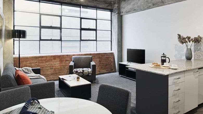 <b>Punthill Manhattan Suite</b>. Images powered by <a href="https://iceportal.shijigroup.com/" title="IcePortal" target="_blank">IcePortal</a>.