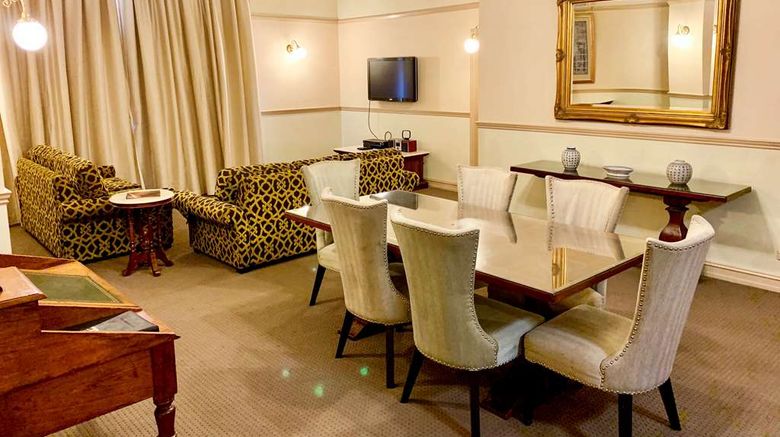 <b>Royal Albert Hotel Room</b>. Images powered by <a href="https://iceportal.shijigroup.com/" title="IcePortal" target="_blank">IcePortal</a>.