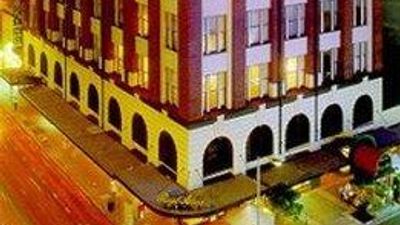 Royal Albert Hotel