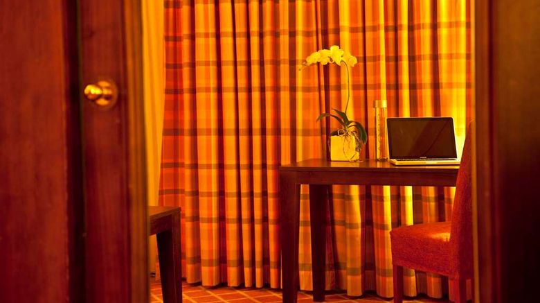 <b>Relexa Hotel Stuttgarter Hof Suite</b>. Images powered by <a href="https://iceportal.shijigroup.com/" title="IcePortal" target="_blank">IcePortal</a>.
