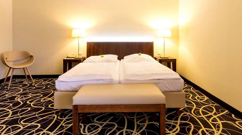 <b>Relexa Hotel Stuttgarter Hof Suite</b>. Images powered by <a href="https://iceportal.shijigroup.com/" title="IcePortal" target="_blank">IcePortal</a>.
