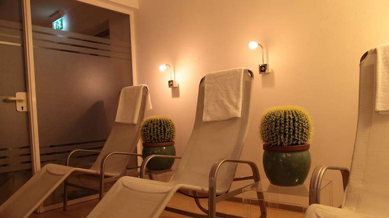 <b>Relexa Hotel Stuttgarter Hof Spa</b>. Images powered by <a href="https://iceportal.shijigroup.com/" title="IcePortal" target="_blank">IcePortal</a>.
