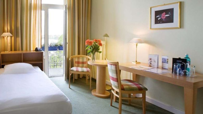 <b>Relexa Hotel Bellevue Hamburg Room</b>. Images powered by <a href="https://iceportal.shijigroup.com/" title="IcePortal" target="_blank">IcePortal</a>.