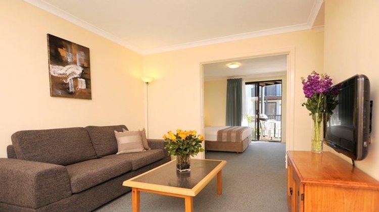 Assured Waterside Apartments Room