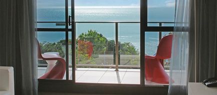 Cairns Plaza Hotel Room