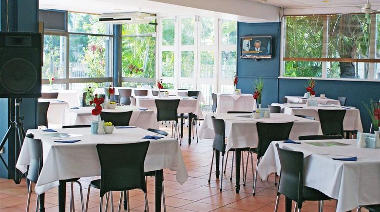 <b>Cairns Plaza Hotel Restaurant</b>. Images powered by <a href="https://iceportal.shijigroup.com/" title="IcePortal" target="_blank">IcePortal</a>.