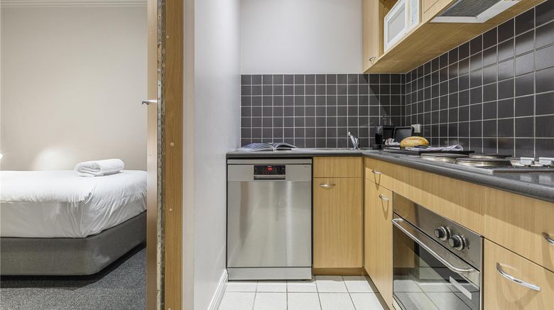 <b>Punthill Flinders Lane Suite</b>. Images powered by <a href="https://iceportal.shijigroup.com/" title="IcePortal" target="_blank">IcePortal</a>.