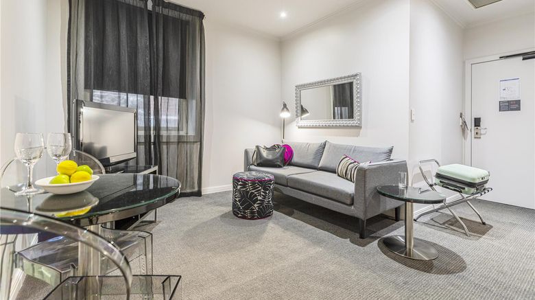 <b>Punthill Flinders Lane Suite</b>. Images powered by <a href="https://iceportal.shijigroup.com/" title="IcePortal" target="_blank">IcePortal</a>.