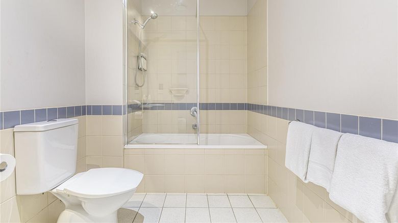 <b>Punthill Flinders Lane Suite</b>. Images powered by <a href="https://iceportal.shijigroup.com/" title="IcePortal" target="_blank">IcePortal</a>.