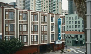 Hotel Fiona