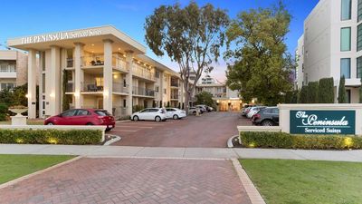 The Peninsula Riverside Apartments