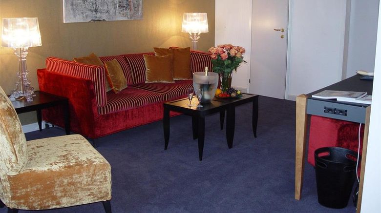 <b>Hotel Ambassador Room</b>. Images powered by <a href="https://iceportal.shijigroup.com/" title="IcePortal" target="_blank">IcePortal</a>.