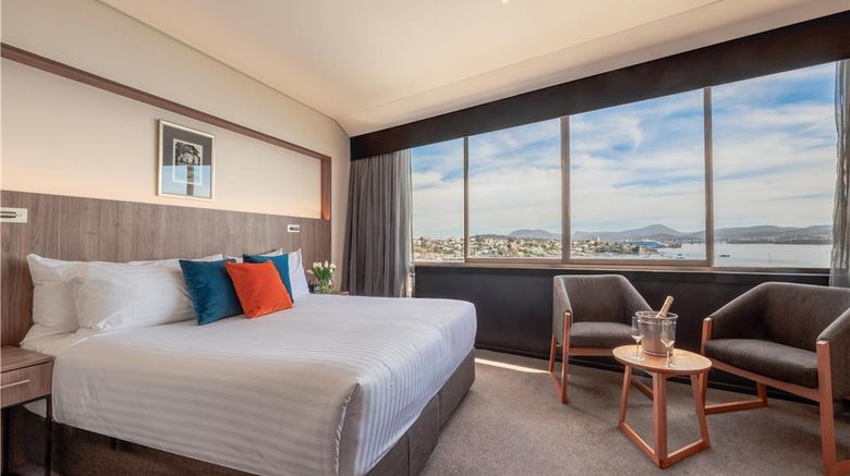 <b>Wrest Point Hotel & Casino Room</b>. Images powered by <a href="https://iceportal.shijigroup.com/" title="IcePortal" target="_blank">IcePortal</a>.