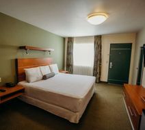 Calafia Hotel Room