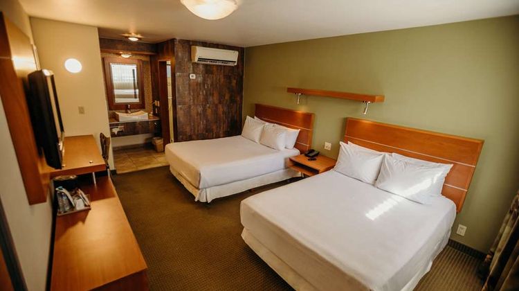 Calafia Hotel Room