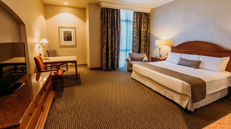 Araiza Hotel & Convention Ctr Room