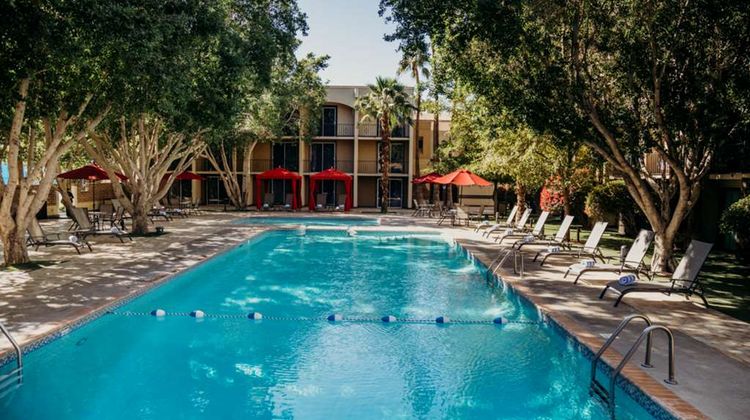 Araiza Hotel & Convention Ctr Pool