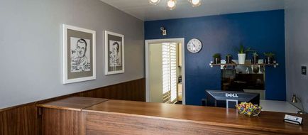 Beck's Motor Lodge Lobby