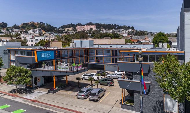 Beck's Motor Lodge Exterior