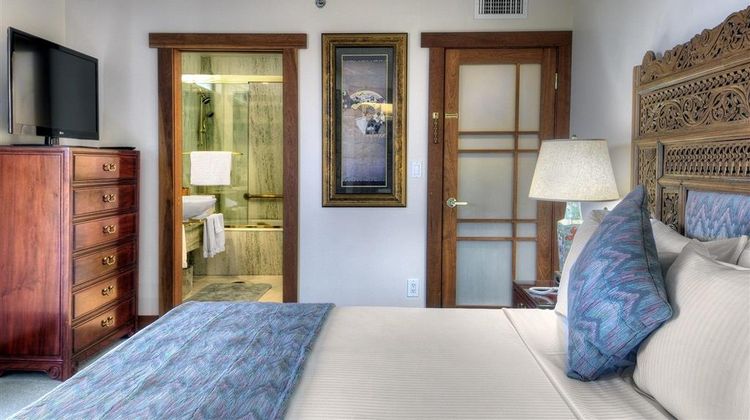 Dinah's Garden Hotel Palo Alto Room