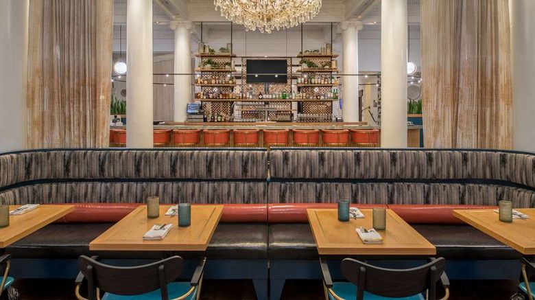 <b>Hotel Shattuck Plaza Restaurant</b>. Images powered by <a href="https://iceportal.shijigroup.com/" title="IcePortal" target="_blank">IcePortal</a>.