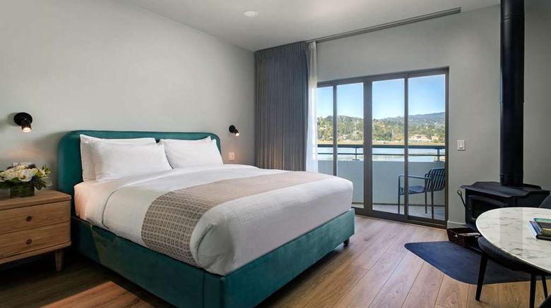 <b>Acqua Hotel Suite</b>. Images powered by <a href=https://www.travelagewest.com/Hotels/Mill-Valley-CA/