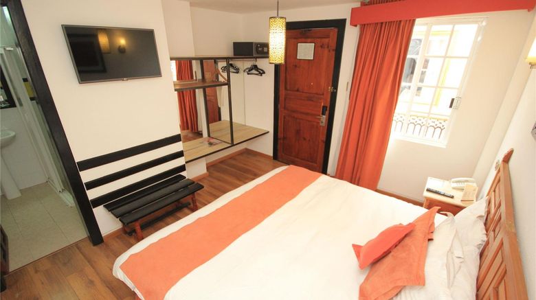 <b>Ciudad Real Centro Historico Room</b>. Images powered by <a href="https://iceportal.shijigroup.com/" title="IcePortal" target="_blank">IcePortal</a>.