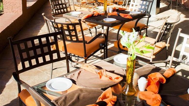 <b>Hotel Coral & Marina Restaurant</b>. Images powered by <a href="https://iceportal.shijigroup.com/" title="IcePortal" target="_blank">IcePortal</a>.