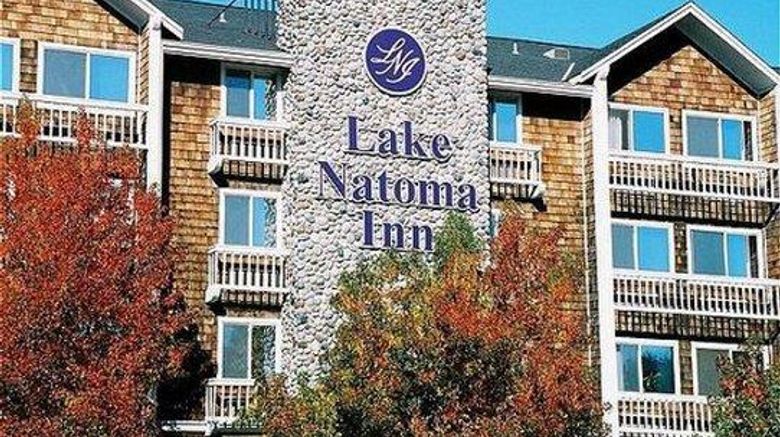 <b>Lake Natoma Inn Exterior</b>. Images powered by <a href="https://iceportal.shijigroup.com/" title="IcePortal" target="_blank">IcePortal</a>.