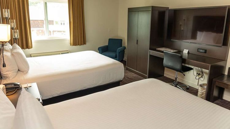 Lake Natoma Inn Room