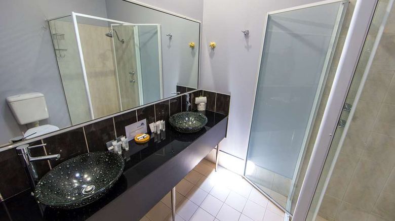 <b>Kununurra Country Club Resort Room</b>. Images powered by <a href="https://iceportal.shijigroup.com/" title="IcePortal" target="_blank">IcePortal</a>.