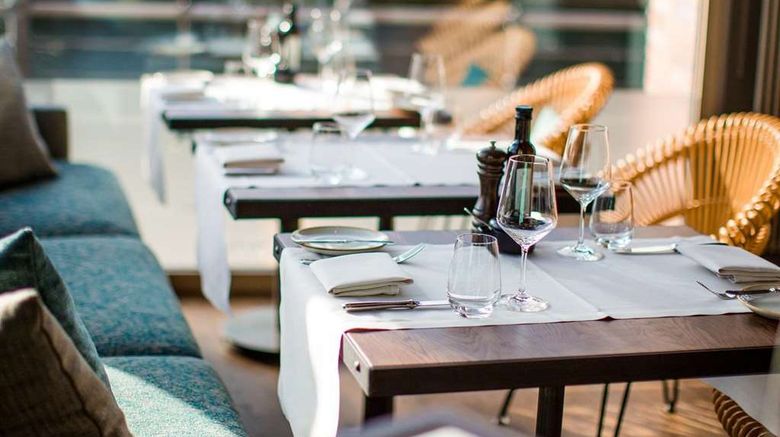 <b>Ameron Hotel Abion Spreebogen Waterside Restaurant</b>. Images powered by <a href="https://iceportal.shijigroup.com/" title="IcePortal" target="_blank">IcePortal</a>.