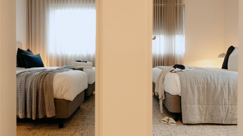 <b>Punthill Williamstown Suite</b>. Images powered by <a href="https://iceportal.shijigroup.com/" title="IcePortal" target="_blank">IcePortal</a>.