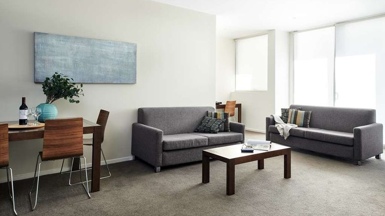 <b>Punthill Knox Suite</b>. Images powered by <a href="https://iceportal.shijigroup.com/" title="IcePortal" target="_blank">IcePortal</a>.