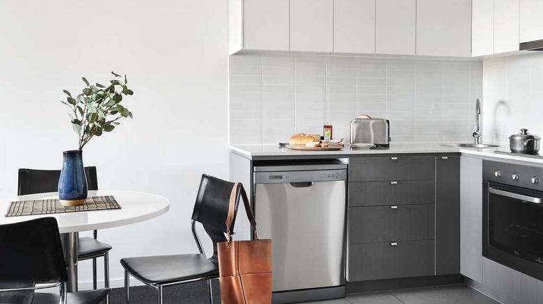 <b>Punthill Oakleigh Suite</b>. Images powered by <a href="https://iceportal.shijigroup.com/" title="IcePortal" target="_blank">IcePortal</a>.