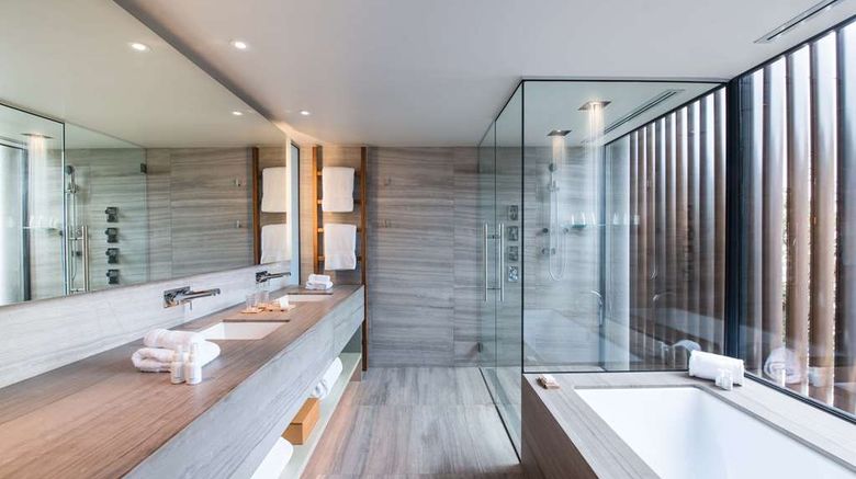 <b>Saffire Freycinet Room</b>. Images powered by <a href="https://iceportal.shijigroup.com/" title="IcePortal" target="_blank">IcePortal</a>.