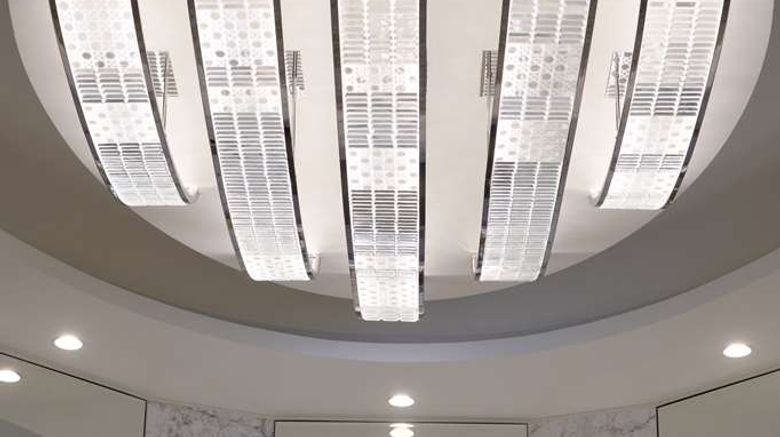 <b>The Address Downtown Dubai Lobby</b>. Images powered by <a href="https://iceportal.shijigroup.com/" title="IcePortal" target="_blank">IcePortal</a>.