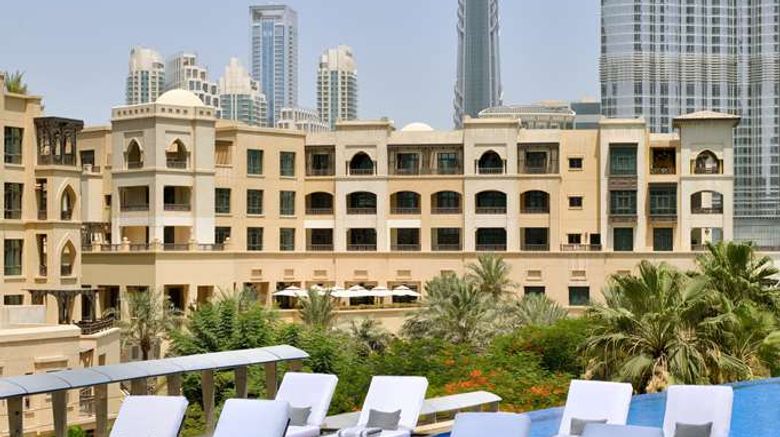 <b>The Address Downtown Dubai Pool</b>. Images powered by <a href="https://iceportal.shijigroup.com/" title="IcePortal" target="_blank">IcePortal</a>.