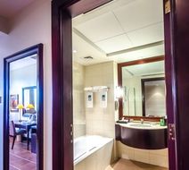 Arabian Ranches Golf Club Room