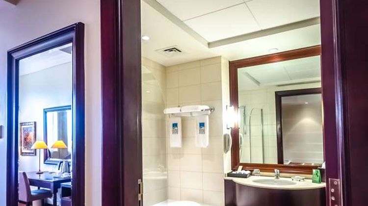 Arabian Ranches Golf Club Room