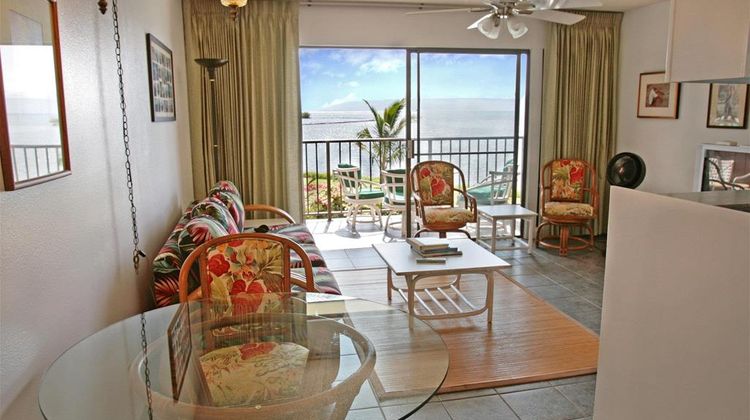 Castle Molokai Shores Suites Room