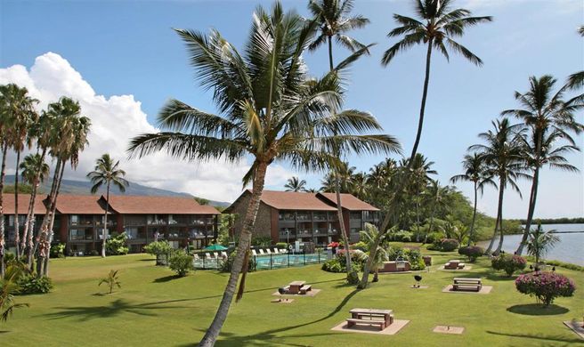 Castle Molokai Shores Suites Exterior