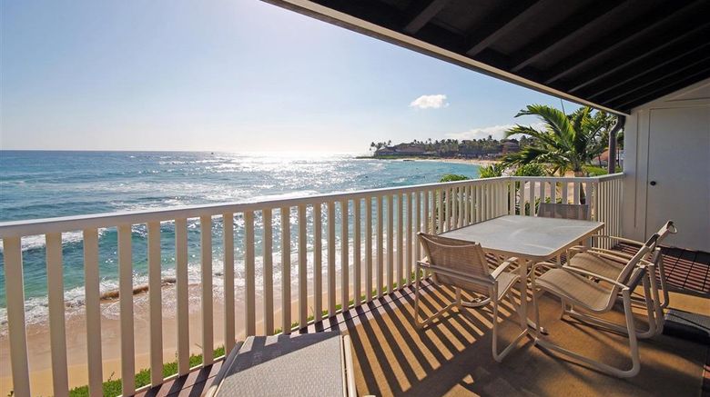 <b>Kiahuna Plantation & The Beach Bungalows Room</b>. Images powered by <a href="https://iceportal.shijigroup.com/" title="IcePortal" target="_blank">IcePortal</a>.