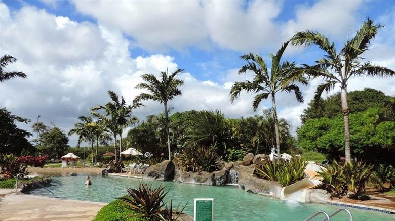 <b>Kiahuna Plantation & The Beach Bungalows Pool</b>. Images powered by <a href="https://iceportal.shijigroup.com/" title="IcePortal" target="_blank">IcePortal</a>.