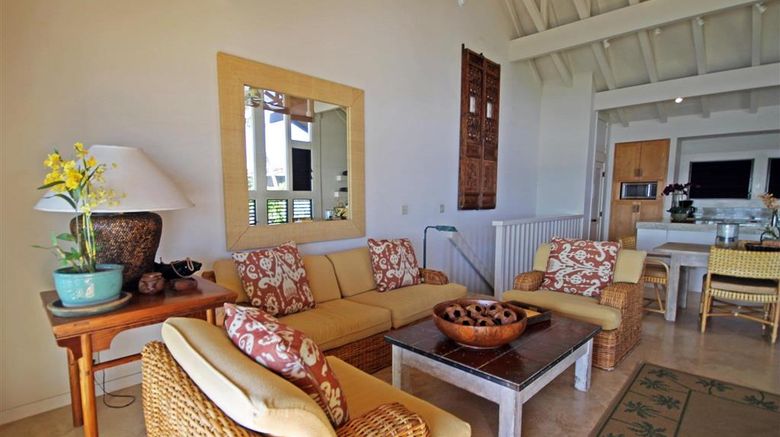<b>Kiahuna Plantation & The Beach Bungalows Lobby</b>. Images powered by <a href="https://iceportal.shijigroup.com/" title="IcePortal" target="_blank">IcePortal</a>.