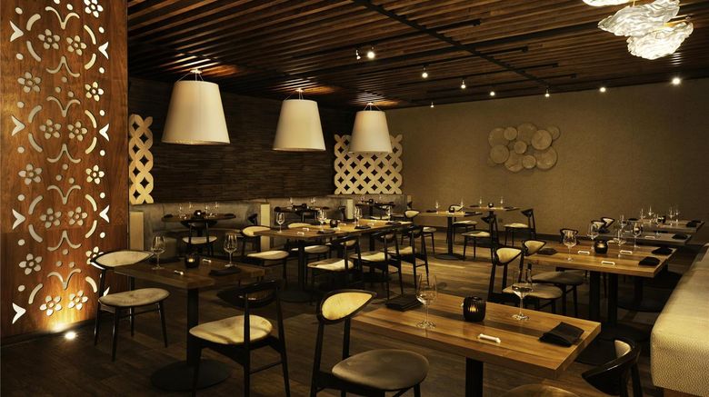 <b>Le Blanc Spa Resort Cancun Restaurant</b>. Images powered by <a href="https://iceportal.shijigroup.com/" title="IcePortal" target="_blank">IcePortal</a>.